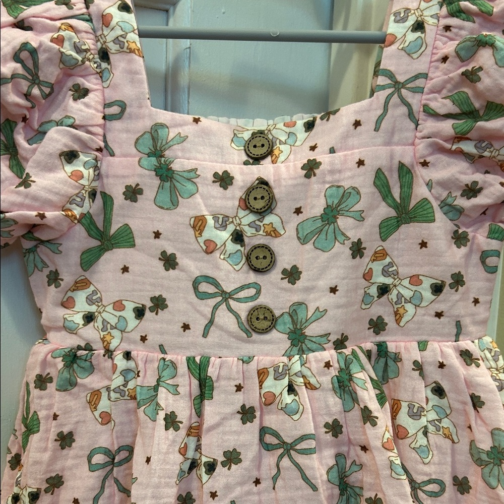 cheeky plum Pink Floral Puff-Sleeve Dress with Green Bow Print - Picture 2 of 4